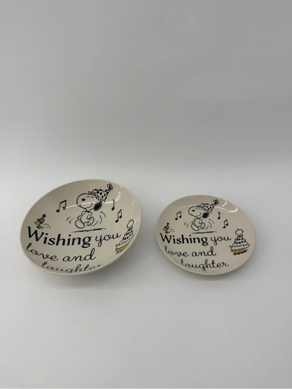 Peanuts Cream and Black Snoopy 'Wishing You Love and Laughter' Dinnerware Plates